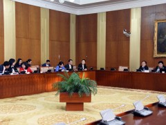 Иргэдийн тэтгэвэр барьцаалсан зээлийн төлбөрийг төрөөс нэг удаа төлөх тухай хуулийн төслийн эцсийн..