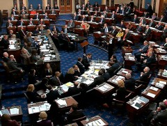 Америкийн сенат ерөнхийлөгч Дональд Трампад итгэл үзүүлэх асуудлыг хэлэлцэж эхэллээ