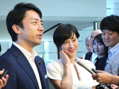 Коизүми Шинжиро эцгийн амралт авч буй анхны сайд болно 