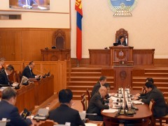 УИХ-ын тогтоолын төслийн эцсийн хэлэлцүүлгийг явууллаа