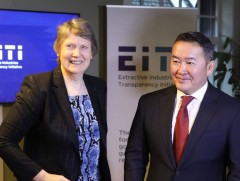 Ерөнхийлөгч Х.Баттулгад “Олборлох үйлдвэрүүдийн ил тод байдлын санаачилга” байгууллагын тэргүүнийг..