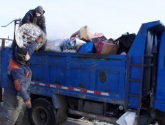 Хогийг шөнийн цагаар тээвэрлэнэ 