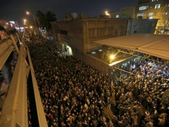 Тегеран хотод Ираны эрх баригчдад хариуцлага оногдуулахыг шаардсан жагсаал болж байна 