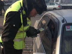 Зуслангийн замд тээврийн хэрэгсэл согтуугаар жолоодсон зөрчил их гарч байна 