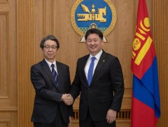 Ерөнхий сайд У.Хүрэлсүх Япон Улсаас Монгол Улсад суугаа Элчин сайд Кобаяши Хироюкиг хүлээн авч уул..