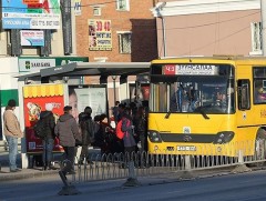 Нийтийн тээврийг өдрийн цагаар цөөн тоогоор үйлчилгээнд гаргана