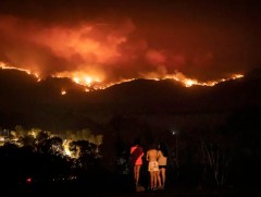 Австралийн нийслэлд онц байдал зарлалаа 