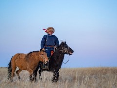 Монгол Улсын Ерөнхий сайд У.Хүрэлсүхийн XVII жарны Хотол хэмээх төмөр хулгана жилийн Цагаан сарын ..