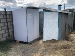 Нүхэн жорлон гүний усыг бохирдуулж байна