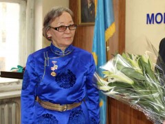 ХОЙМОР: Төрийн шагналт яруу найрагч, СГЗ С.Оюун