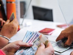 Ахмадуудыг тэтгэврийн мөнгөө банкны картаараа авахыг зөвлөж байна 