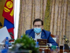 Улсын онцгой комиссын хуралдааны шийдвэрийг танилцуулж байна