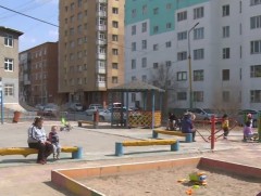 Олон нийт цугларсан газарт аль болох очихгүй байх, 4-8 метрийн зайнаас харьцах зөвлөмж өгч байна