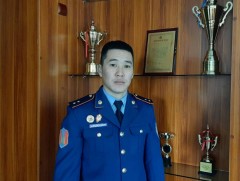 Б.Эрдэнэсайхан: Эрсдэлтэй ч эргээд ирэх буян нь хэмжээлшгүй шүү дээ