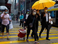 Хонконгийн дунд сургууль төгсөгчид их, дээд сургуульд элсэн орох шалгалтаа энэ сард өгнө 