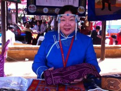 “Бага үд клуб”-ын зочин: Уран хатгамалч З.Цэнгэлсайхан 