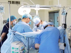 Бамбай булчирхайн дурангийн анхны мэс засал амжилттай боллоо