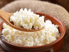 Аарц нь махнаас ч илүү уураг агуулдаг