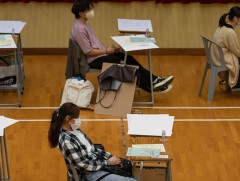 Хонгконгийн их, дээд сургуулийн элсэлтийн шалгалт зохион байгуулагджээ