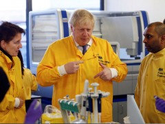 Британи: Хөл хориог 6,7-р сард үе шаттайгаар сулруулна