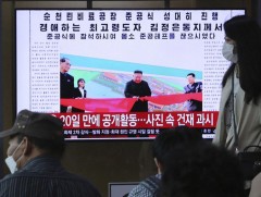 Ким Жон Ун олон нийтийн өмнө ил гарлаа