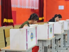 Санал авах нэг байранд дөрвөөс илүүгүй ажиглагч байна