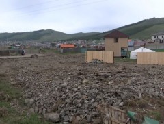 Баяр наадмын өдрүүдэд орсон усархаг аадар борооноор Бэлх зуслангийн айлууд үерт өртсөн байна