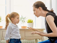 Хүүхдийг зодож шийтгэх нь хүмүүжлийн арга биш 