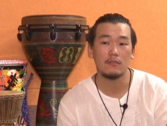 Б.Дуулал хаягдал зүйлсийг ашиглан 10 гаруй төрлийн цохивор хөгжим урлажээ