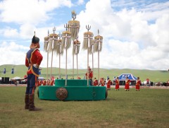 Үндэсний их баяр наадмын Хүчит бөхийн барилдааны зургаагийн даваа