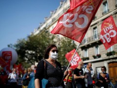 Францад үндэсний хэмжээний ажил хаялт зарлаад байна 