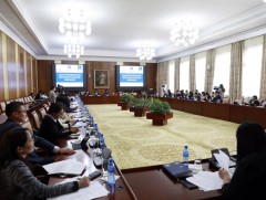 Архидан согтуурахтай тэмцэх тухай хуульд нэмэлт, өөрчлөлт оруулах тухай хуулийн төслийн хэлэлцүүлэ..