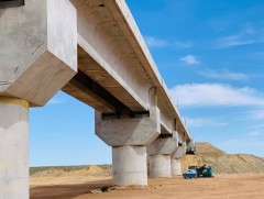 Ерөнхий сайд У.Хүрэлсүх Газрын тос боловсруулах үйлдвэрийн дэд бүтцийн барилгын ажлын явцыг шал..