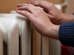 Өнөөдөртөө багтаж нийслэлийн өрхүүдэд халаалт дулаан өгнө 