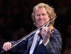 Сонгодог хөгжмийн сан: Голландын алдарт удирдаач, хийлч Андре Рье