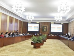 Хууль, УИХ-ын бусад шийдвэрийн төсөл боловсруулах, хэлэлцэн батлах үе шатны асуудлаар сургалт зохи..
