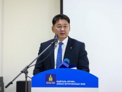 Ерөнхий сайд У.Хүрэлсүх Байгаль орчин, аялал жуулчлалын яаманд ажиллалаа