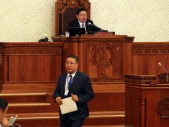 Үндсэн хуулийн цэцийн 2020 оны 07 дугаар дүгнэлтийг сонсож танилцав