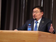 УИХ-ын дарга Г.Занданшатар Чингэлтэйн иргэдтэй уулзлаа