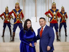 Төв, Говьсүмбэр аймгийн 486 ээжид “Эхийн алдар” одон гардууллаа