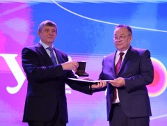 ОХУ-ын Ерөнхийлөгч асан Б.Н.Ельциний нэрэмжит Уралын Холбооны их сургуулийг Сүхбаатарын одонгоор ш..