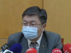 Засгийн газрын шийдвэрийг шууд дамжуулж байна 