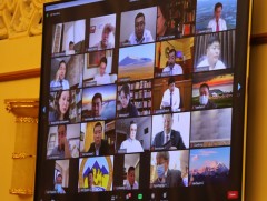 Төсвийн хуультай хамт өргөн мэдүүлсэн хуулийн төслүүдийг батлав