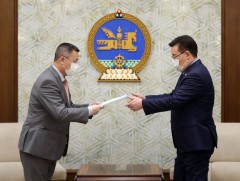 Үүрэг гүйцэтгэх явцад халдвар авсан төрийн албан хаагчид тэтгэмж олгох хуулийн төсөл өргөн барилаа 