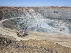 Уул уурхайн хайгуулын салбарт тусгай зөвшөөрөл олгох замаар хөрөнгө оруулалт татах боломж байна