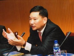 Ш.Болд: Өвөг дээдэс маань бидэнд уламжлалт анагаах ухаан гэсэн мэдлэгийн маш баялаг сан хөмрөг үлд..