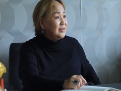 С.Туяабаатар: Хүнд шаардлагатай зүйлээр нь тусалж чадвал сэтгэл цадчихдаг 