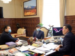 Тэтгэвэр барьцаалсан зээлийн төлбөрийг төрөөс нэг удаа төлөх тухай хуулийн хэрэгжилттэй УИХ-ын дар..