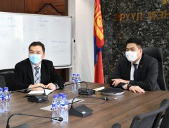 “Нэг хаалга-Нэг шинжилгээ”-г зохион байгуулахад оролцсон эмч, эмнэлгийн ажилчдын урамшууллыг шийдв..