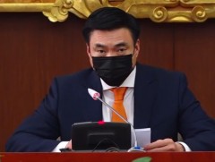 УОК-оос мэдээлэл хийж байна